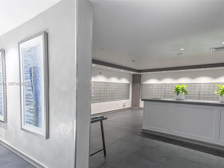 90 SW 3rd St #3806 — Photo 30