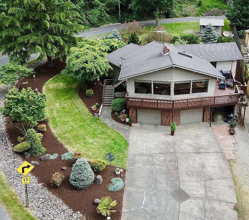 1st image of 2311 W Hills Dr