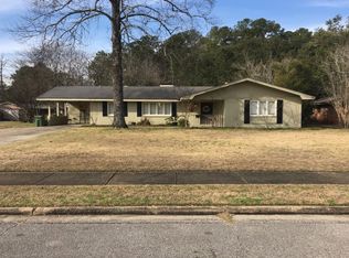 1826 Vaughn Ln, Montgomery, AL 36106