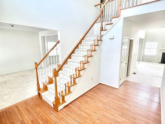 3rd image of 1519 Needles Ln