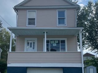 32 Saint James St, Plains, PA 18705