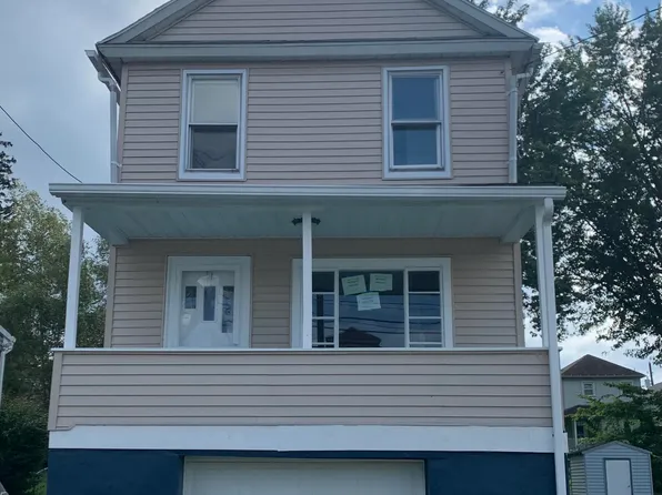 32 Saint James St, Plains, PA 18705