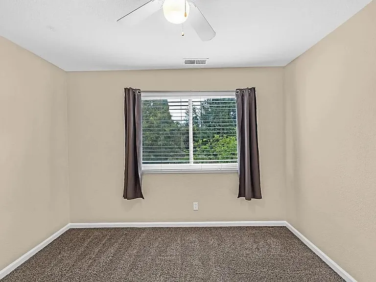 7293 Valley Trails Dr — Photo 22