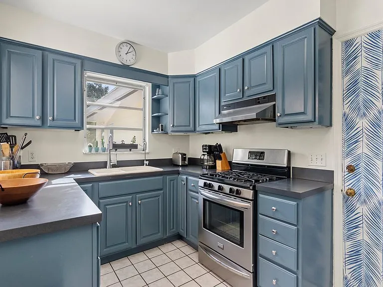530 Cypress Rd — Photo 13