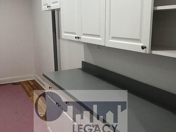 4th image of 226 Kimberly Pl APT 4E