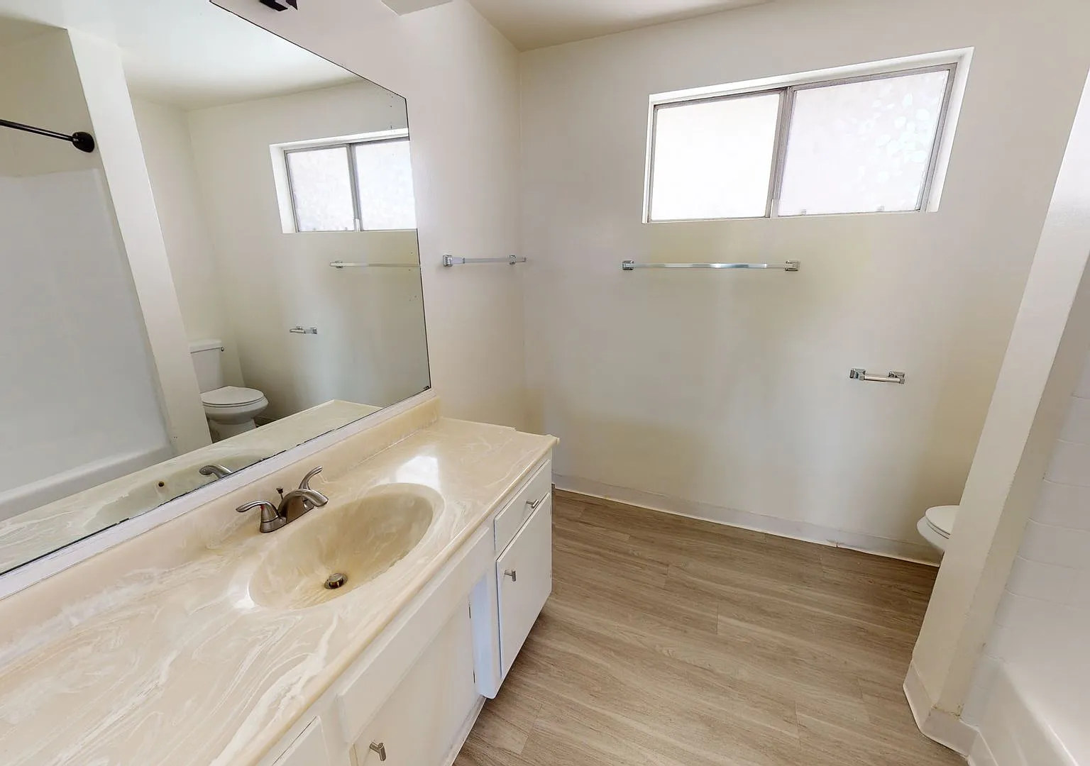 2266 Del Mar — Photo 4