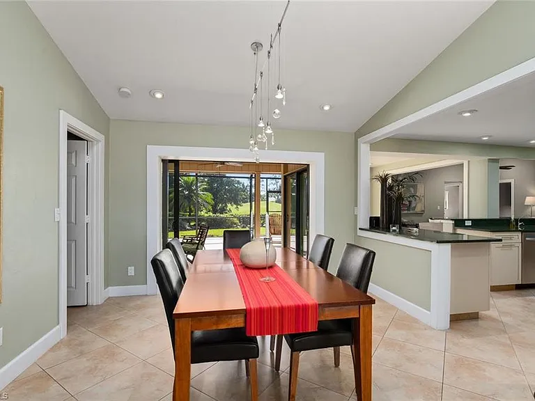 9977 Treasure Cay Ln — Photo 4