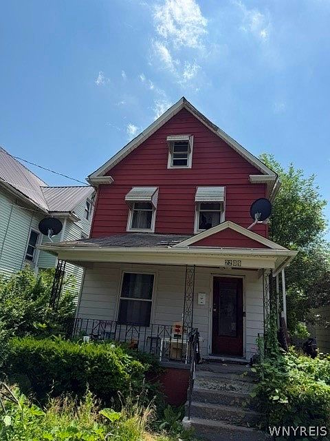 1st image of 2209 Pierce Ave