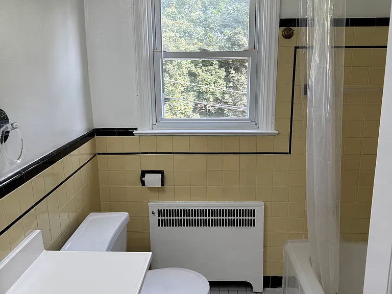 213 Walnut Hill Ln — Photo 13