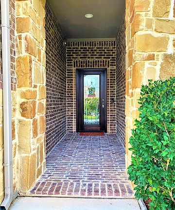 2nd image of 2733 Ridge Path Dr