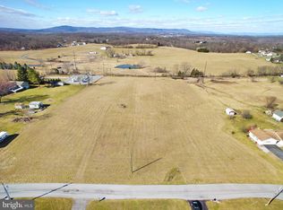 Drake Ave, Falling Waters, WV 25419