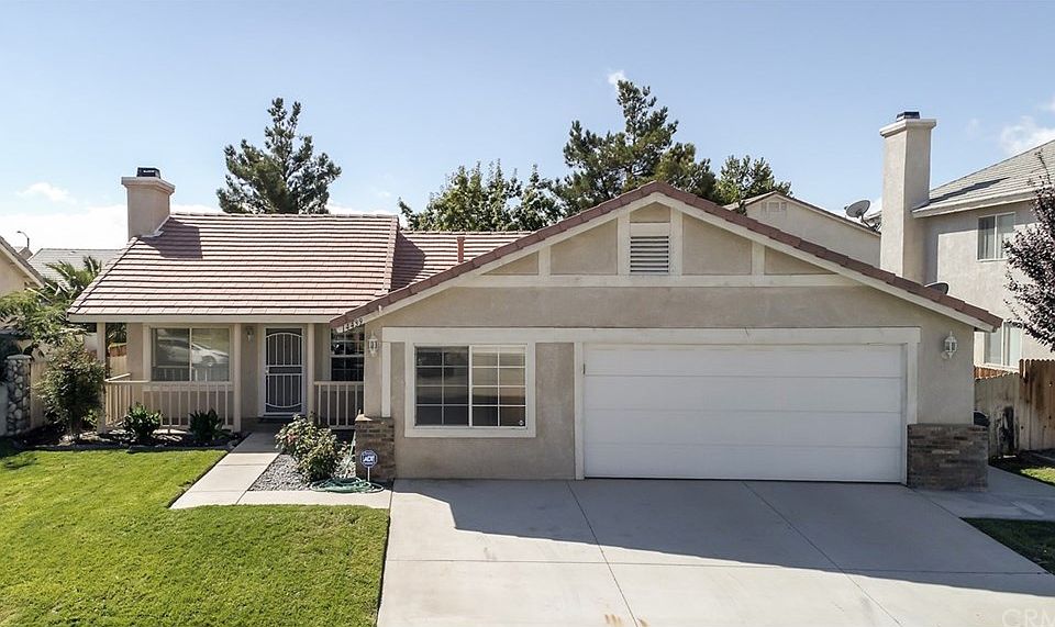 1st image of 14439 Dalton Ct