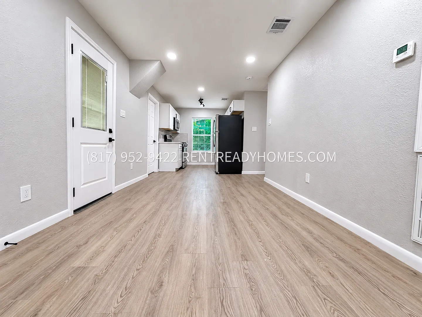 6431 Myrtle St — Photo 2