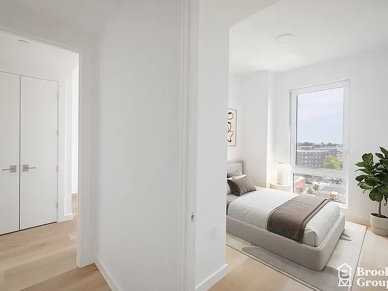 1889 Atlantic Ave #8E — Photo 4