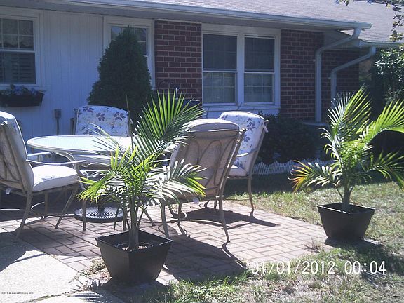 4th image of 907C Dumbarton Dr #100C