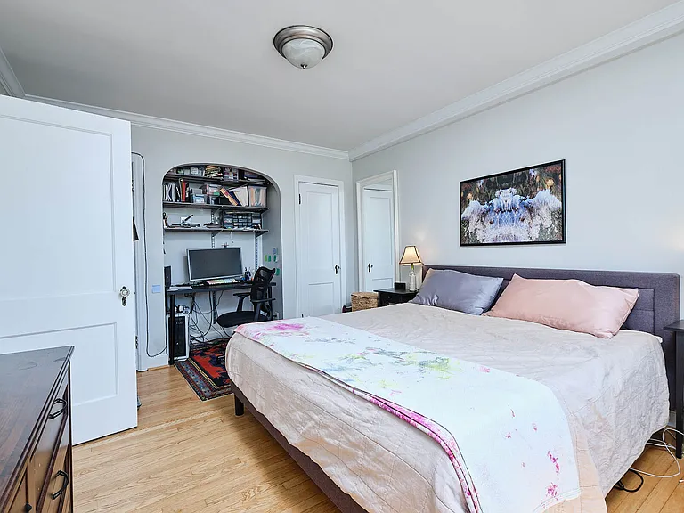 3925 Davis Pl NW #205 — Photo 4