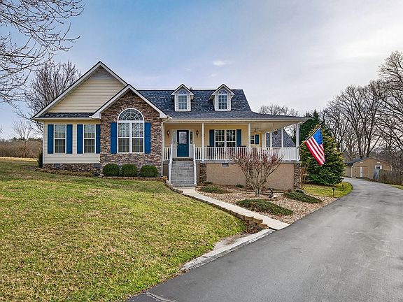 5th image of 976 Ottoma Dr