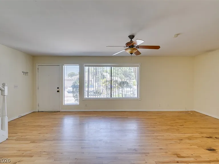 3318 China Dr — Photo 8