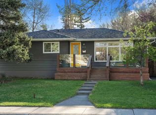 113 E Langton Dr SW, Calgary, AB T3E 5G1
