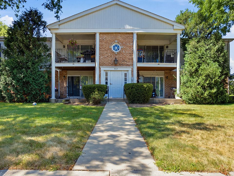 1st image of 967 Golf Course Rd APT 2