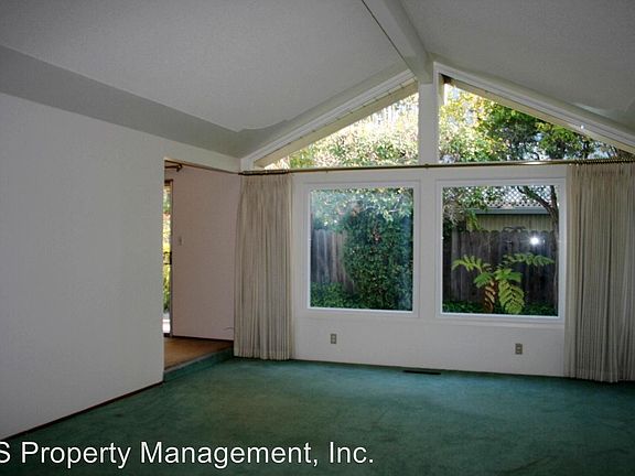 5th image of 252 Gabilan Ave