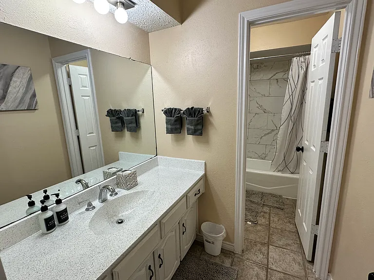4821 S Country Club Rd — Photo 26