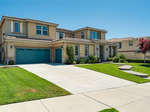 3rd image of 4741 Ravenwood Ct