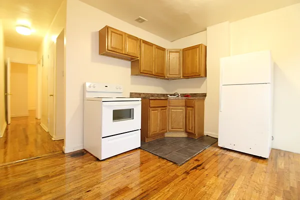 Rented by Highline Residential | media 43