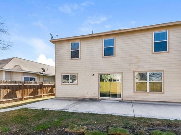 4th image of 3802 Verde Bosque