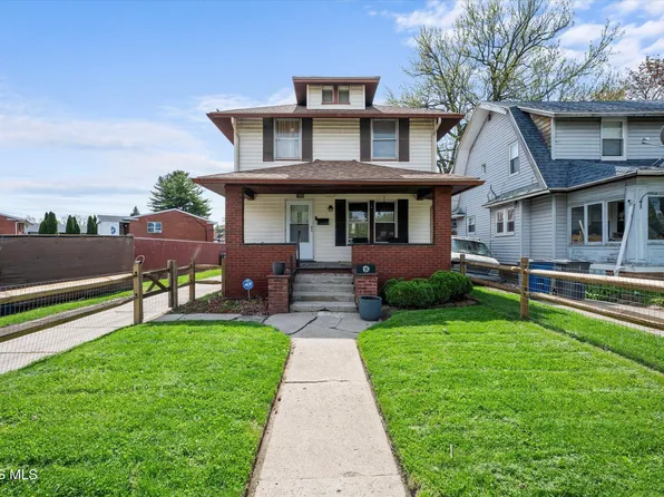 1805 Tremainsville Rd, Toledo, OH 43613