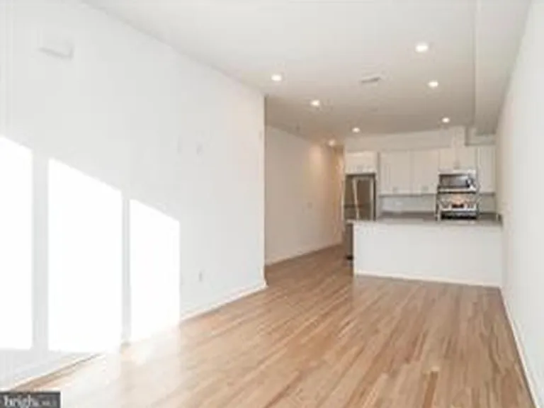 737 N 39th St #1 — Photo 6