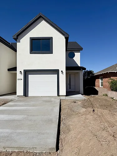 1204 S Central Ave #A Photo 1 1204 S Central Ave #A Photo 1