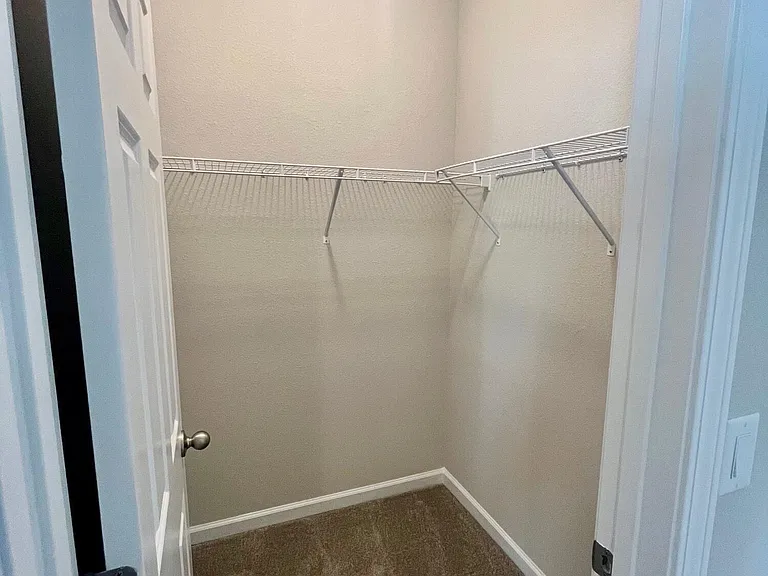 2117 Hawkeye Pl — Photo 34