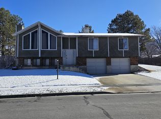 10905 S Jason Dr, Sandy, UT 84094