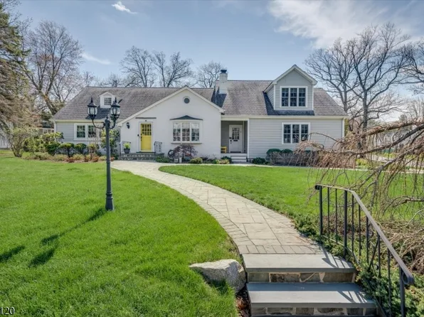 95 Silver Spring Rd, Millburn Twp., NJ 07078