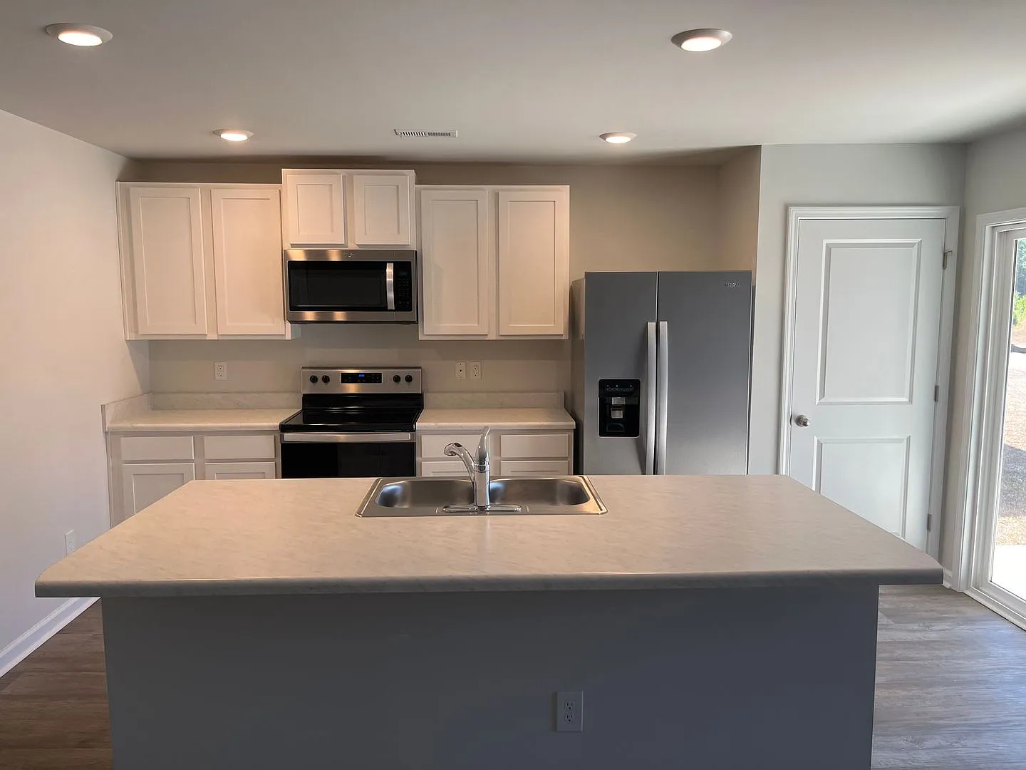 Mallory Creek | 3-bed, 2-bath — Photo 4
