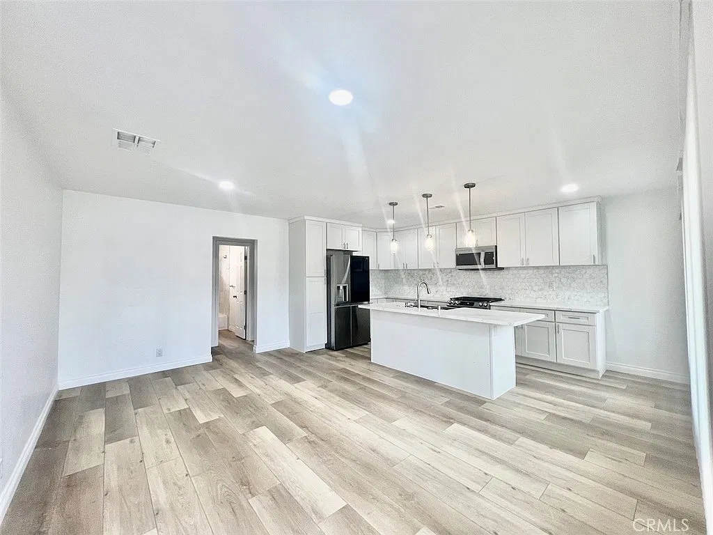 1 bed, 600 sqft, $2,095 — Photo 3