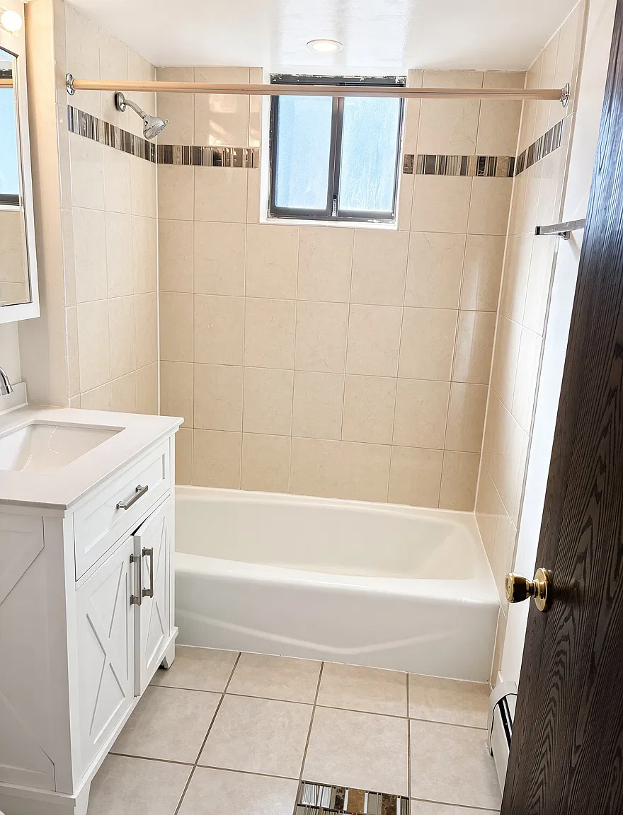 2 bed, 850 sqft, $1,550 — Photo 3