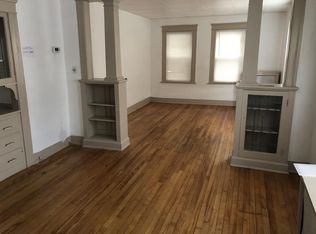 9 5th Ave APT 1R, Worcester, MA 01607