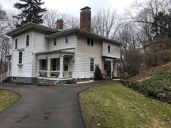 4th image of 233 S Genesee St