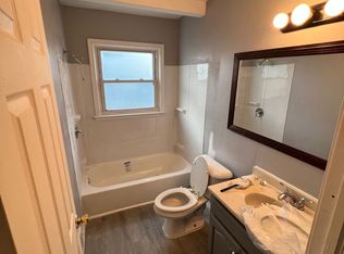 27206 Notre Dame St, Inkster, MI 48141