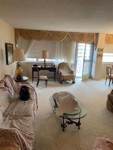 250 174th #1006, Sunny Isles Beach, FL, 33160
