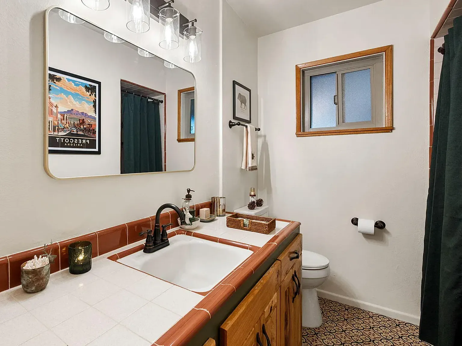 2 bed, 736 sqft, $1,995 — Photo 3