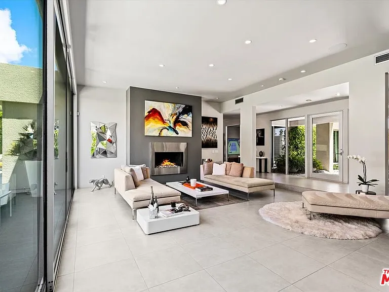 1175 Los Robles Dr — Photo 12