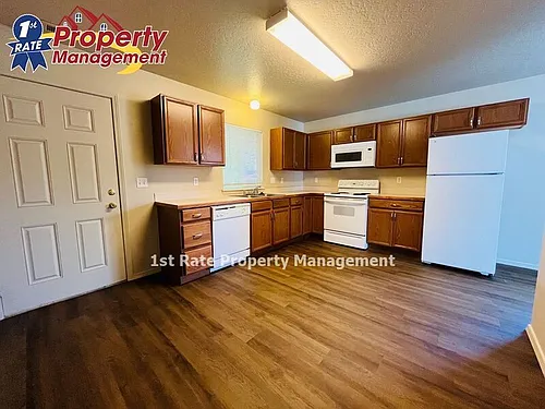 16025 N 19th St #104 Photo 1