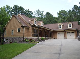 411 Gold Rush Trl, Ball Ground, GA 30107