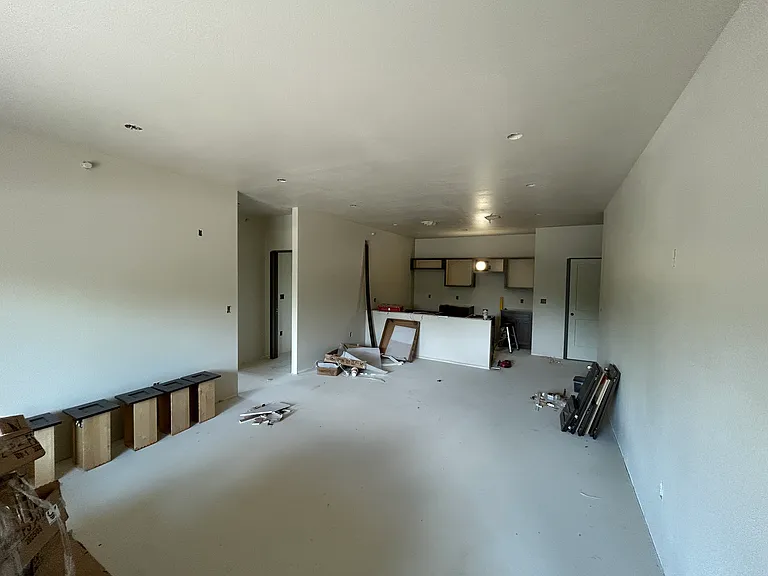 6950 Hickman Rd #303A — Photo 7