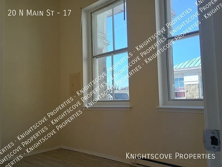 20 N Main St #17 — Photo 6