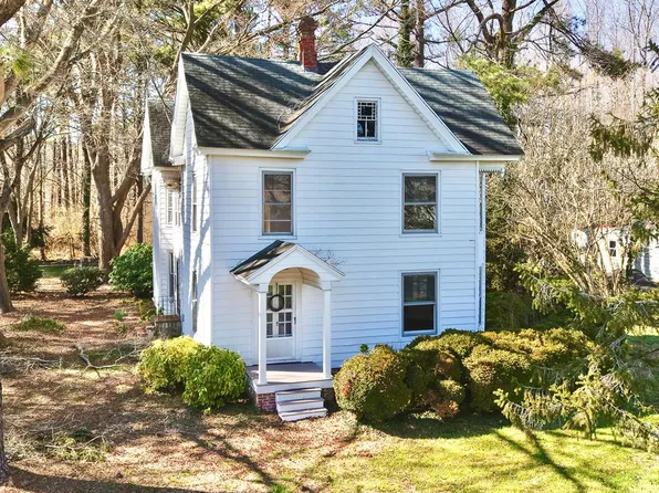 7384 Lankford Hwy, Oak Hall, VA 23416