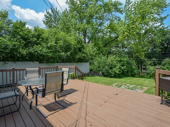 4th image of 1500 Aldoro Dr